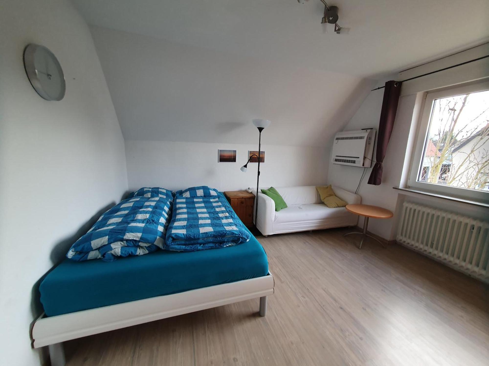 Geraeumiges Ferienhaus In Bad Salzuflen Mit Einfacher Ausstattung, Fuer Geschaeftsreisende, Gruppen Oder Familien Geeignet, 4 Schlafzimmer Eksteriør billede